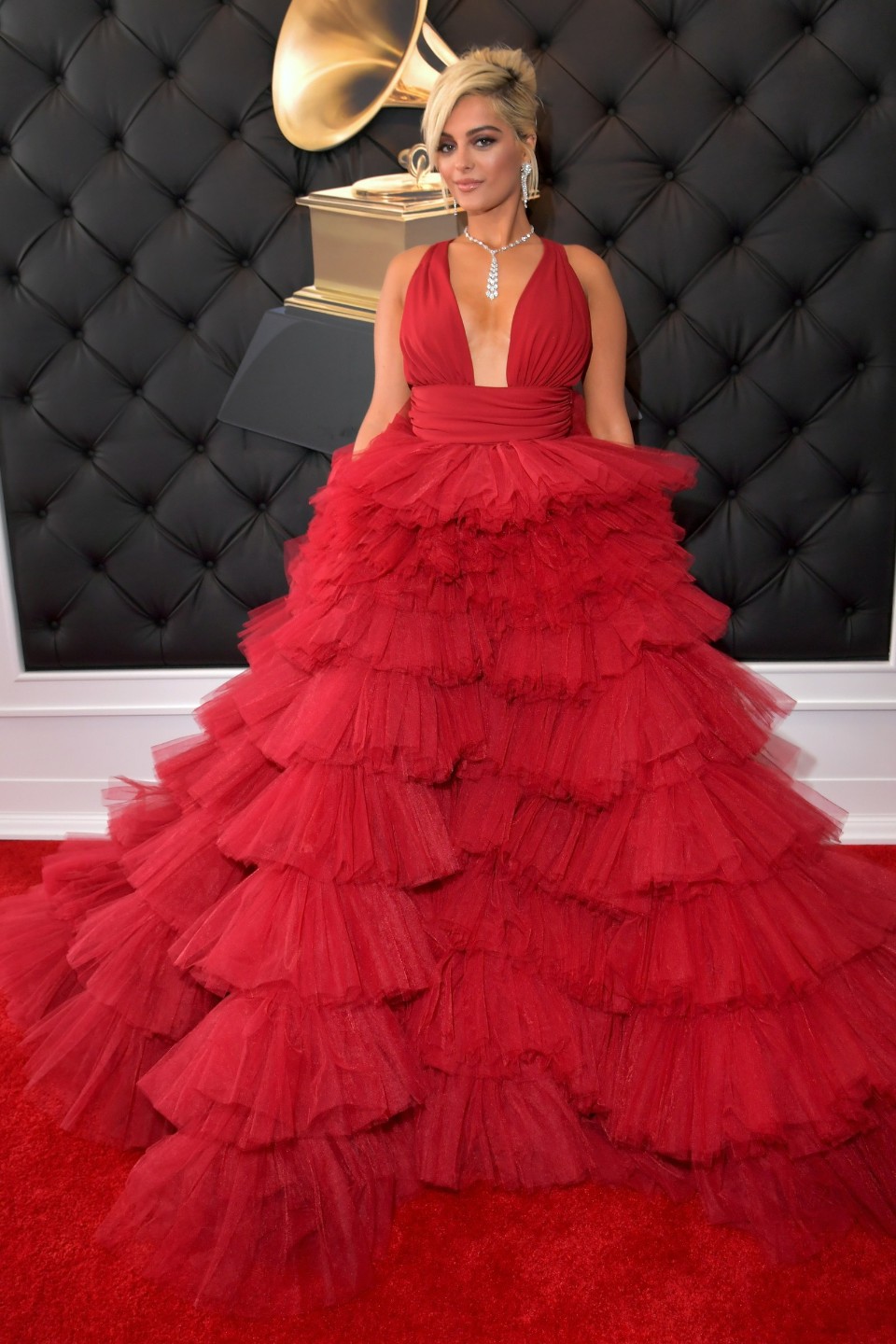 bebe rexha grammy's 2019 fashion red carpet